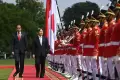 Presiden Joko Widodo Sambut Hangat Kedatangan Kaisar Jepang Naruhito di Istana Bogor