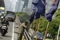 Penertiban Atribut Partai di Jakarta
