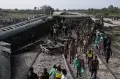 Tim SAR Terus Cari Korban Kereta Maut di Pakistan, Sedikitnya 30 Tewas