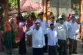 Potret Puluhan Santri Lansia di Semarang Bersemangat Ikuti Upacara HUT ke-78 RI