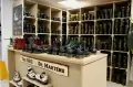 Rekondisi Sepatu Anak 90an Dr Martens di Inggris, Disulap Jadi Baru