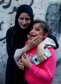Tangis Pilu Anak Anggota Politik Hamas di Pemakaman Ayahnya