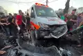 Sakit Jiwa! Israel Serang Konvoi Ambulans di Pintu Masuk RS Al-Shifa Gaza, 13 Warga Palestina Tewas