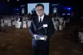 Yozua Makes Dinobatkan sebagai Pemenang EY Entrepreneur of the Year 2023