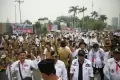 Aksi Unjuk Rasa Perangkat Desa di Gedung DPR