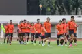 Latihan Persija Jakarta Jelang Hadapi PSIS Semarang