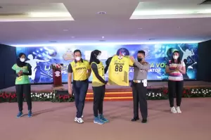 Sambut Proliga 2022, Kakorlantas Pamerkan Seragam Anyar Popsivo Polwan dan Bhayangkara Samator