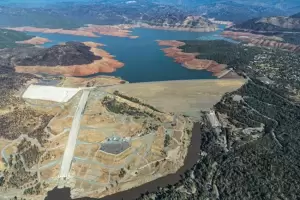 2 Tahun Mengering, Danau Oroville Kembali Digenangi Air Setinggi 27 Meter