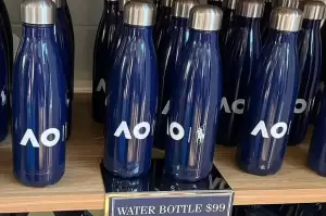 Harga Selangit, Botol Minum Merchandise Australia Terbuka 22 Diprotes Fans Tenis