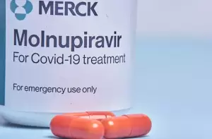 Kimia Farma Resmi Kantongi Izin Obat Covid Molnupiravir dari MPP