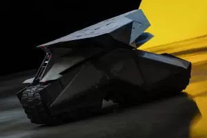 Batpod Anyar The Batman, Makin Gahar dengan Roda Tank