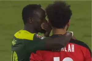 Antar Senegal Juara Piala Afrika 2021, Apa yang Dibisikkan Sadio Mane pada Mo Salah?