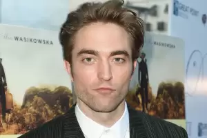 Robert Pattinson Latihan Vokal Berbulan-Bulan Demi Suara Batman