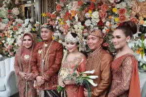 Ayah Rozak Habiskan Rp5 Miliar untuk Pernikahan Assyifa Nuraini, Ayu Ting Ting: Mudah-mudahan Kembali Duitnya