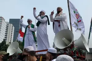 Di Hadapan Massa Aksi 2503, Menantu Habib Rizieq Ditunjuk Jadi Ketua FPI Baru