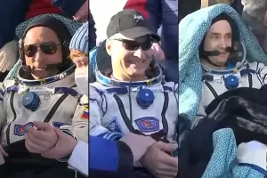 Astronot NASA Kembali ke Bumi dengan Pesawat Soyuz dan Kosmonot Rusia