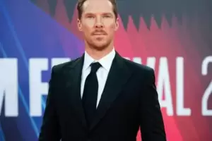 Benedict Cumberbatch Ikut Tren Istirahat Akting Pascaperilisan Doctor Strange 2
