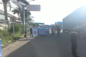 Gerbang Tol Bekasi Barat Arah Cikampek Ditutup, Pengendara Putar Balik