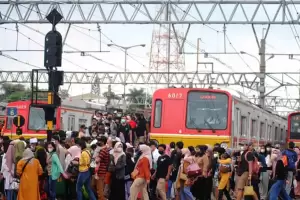 PT KCI Buka Suara Soal Kapan Tarif KRL Commuter Bakal Naik