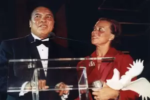 Biodata dan Agama Lonnie Ali, Istri Keempat Muhammad Ali yang Menghebohkan