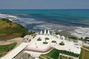 Karang Potong Ocean View, Tempat Wisata Baru di Cianjur dengan Laut Biru