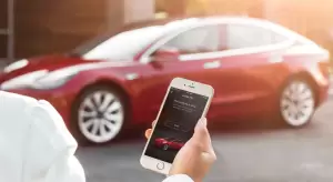 Fitur Baru Tesla Model 3 Punya Celah Keamanan, Mobil Bisa Mudah Digondol Maling