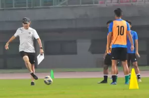 Bidik Gelar Piala AFF U-19, Shin Tae-yong Enggan Remehkan Rival di Grup A