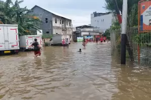Camat Sebut Banjir di Kembangan karena Luapan Kali Angke Hulu