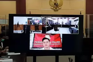 Sidang Kasus Investasi Bodong Indra Kenz Digelar, Puluhan Korban Sambangi Pengadilan Negeri Tangerang