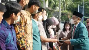 Perbanas Institute Jakarta Apresiasi 29 Mahasiswa Peraih Juara dengan Beasiswa Full