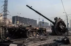 6 Bulan Baku Hantam, 970 Tank Rusia Hancur dan 18.000 Tentara Ukraina Gugur