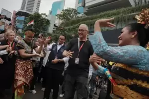 Diajak Anies Keliling Jakarta, Delegasi U20 Takjub Lihat Wajah Baru Kota Tua