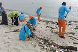 Setiap Pekan, 4 Ton Sampah asal Kepulauan Seribu Dikirim ke TPST Bantar Gebang