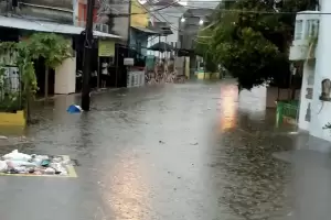 Hujan Deras, Kompleks IKIP Bekasi Terendam Banjir 60 Cm