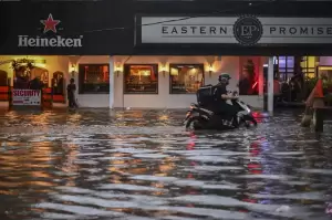 Mobil Anda Kebanjiran? Begini Cara Klaim Asuransi Rusak Karena Banjir