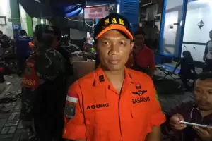 Dihentikan Sementara, Pencarian 1 Korban Longsor di Bogor Dilanjutkan Besok Pagi