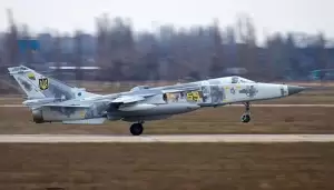 Ukraina Dikabarkan Dapat Pasokan Rudal Supersonik Strom Shadow, Dipasang di Jet Su-24 Fencer