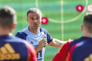 Piala Dunia 2022: Luis Enrique Pasang Badan Sergio Busquets Dipanggil Timnas Spanyol