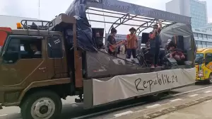 Demi Promo Single Terbaru, Republik 21 Rela Tampil di Truk Keliling Sejauh 150 Kilometer