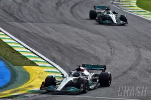 Hamilton dan Verstappen Tabrakan, George Russell Menang di F1 GP Brasil 2022