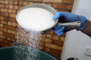 Industri Mamin Desak Impor Gula, Mendag Zulhas: Surat Izinnya Belum Ada