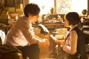 5 Film Jepang tentang Cinta Beda Usia, Kisahkan Hubungan Terlarang Guru dan Murid