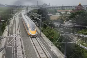 Kereta Cepat Jakarta-Bandung Beroperasi Juli 2023, Bareng LRT Jabodebek?