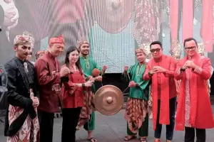 Seru! Kunjungi Bogor Street Fest, Wamenparekraf Angela Tanoesoedibjo Apresiasi Peringatan Cap Go Meh