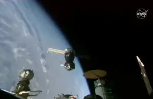 Tanpa Awak, Kapsul Soyuz MS-22 Rusia yang Bocor Kembali ke Bumi