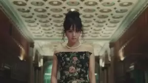Arti Lagu Flower dari Jisoo BLACKPINK, di MV Ganti Baju Lebih dari 10 Kali