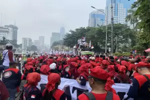 May Day, Ribuan Buruh Mulai Padati Kawasan Patung Kuda