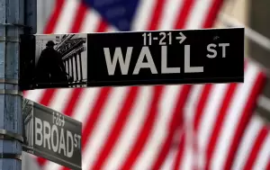Wall Street Berakhir Berdarah-darah Jelang Pemungutan Plafon Utang AS