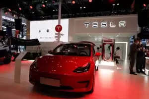 Tesla Isyaratkan Produksi Mobil Listrik Rp300 Jutaan di India