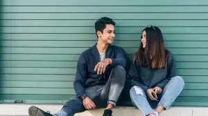20 Pertanyaan Deep Talk untuk Pasangan agar Hubungan Makin Kuat